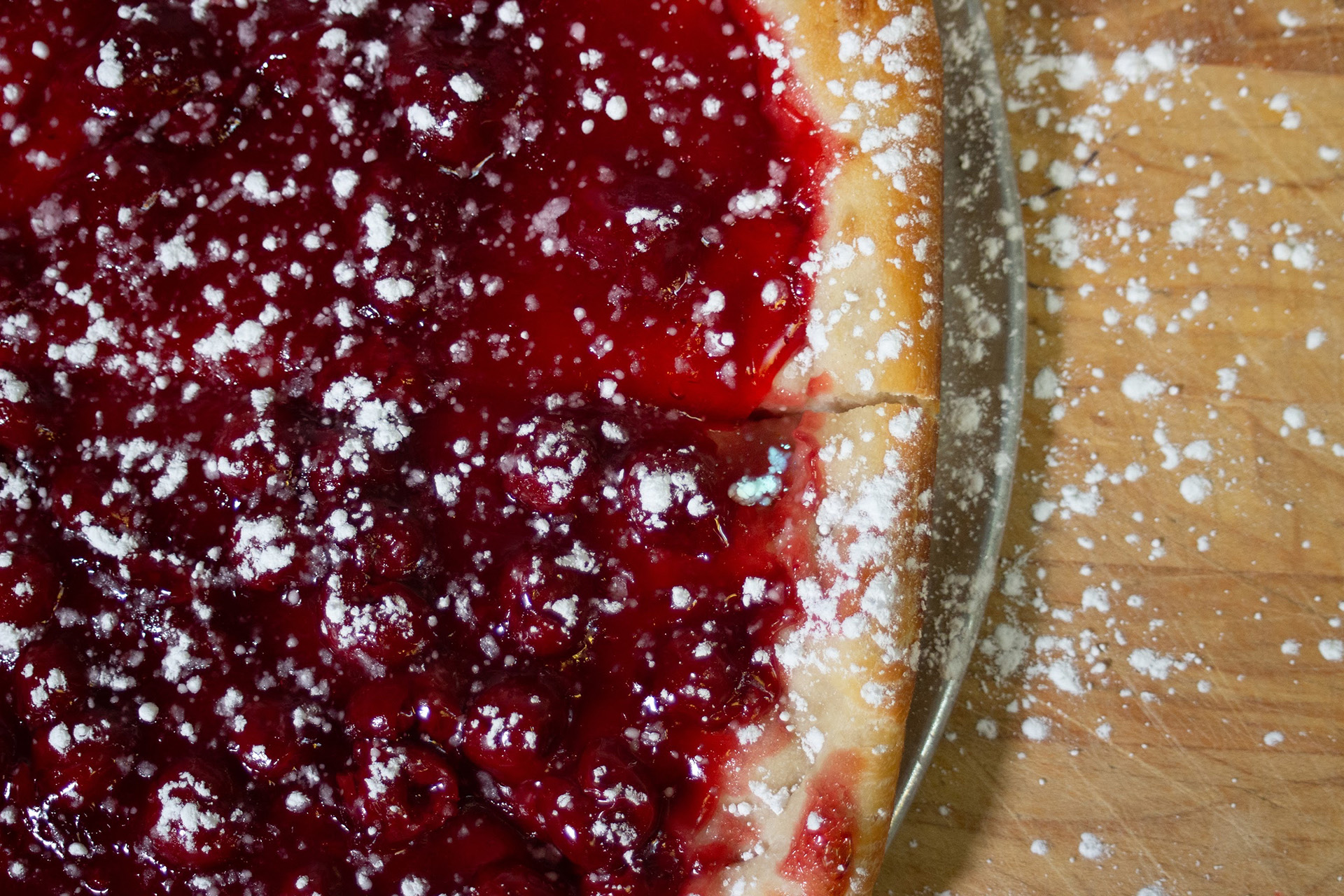 Twin Trees Cicero Cherry Dessert Pizza